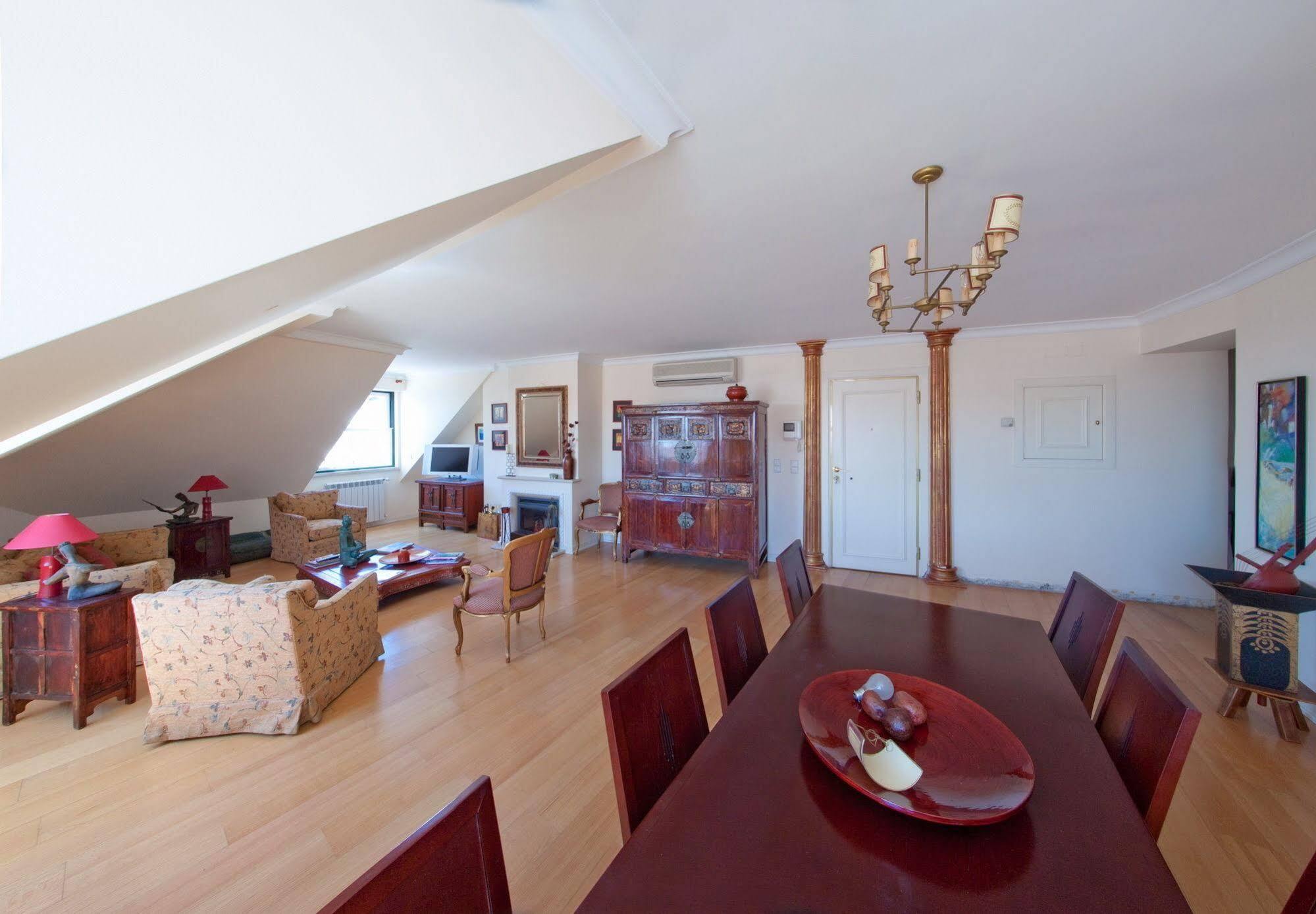 Chiado Apartments Lisboa Ngoại thất bức ảnh